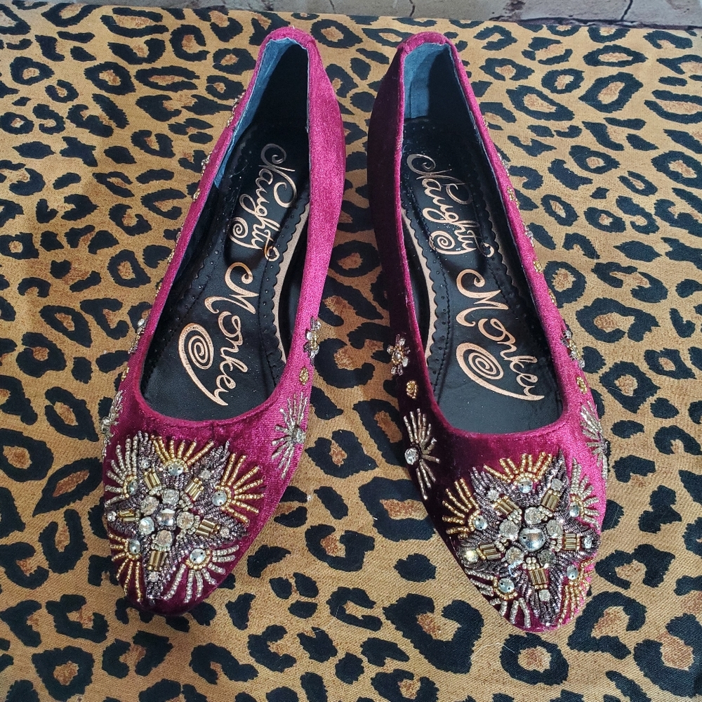 Naughty Monkey Velvet Embelished Flats Sz 7.5 NWOT